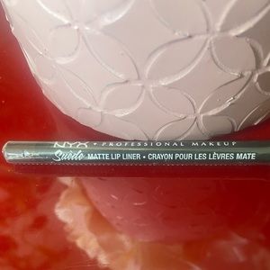 NYX Suede Matte Lip Liner